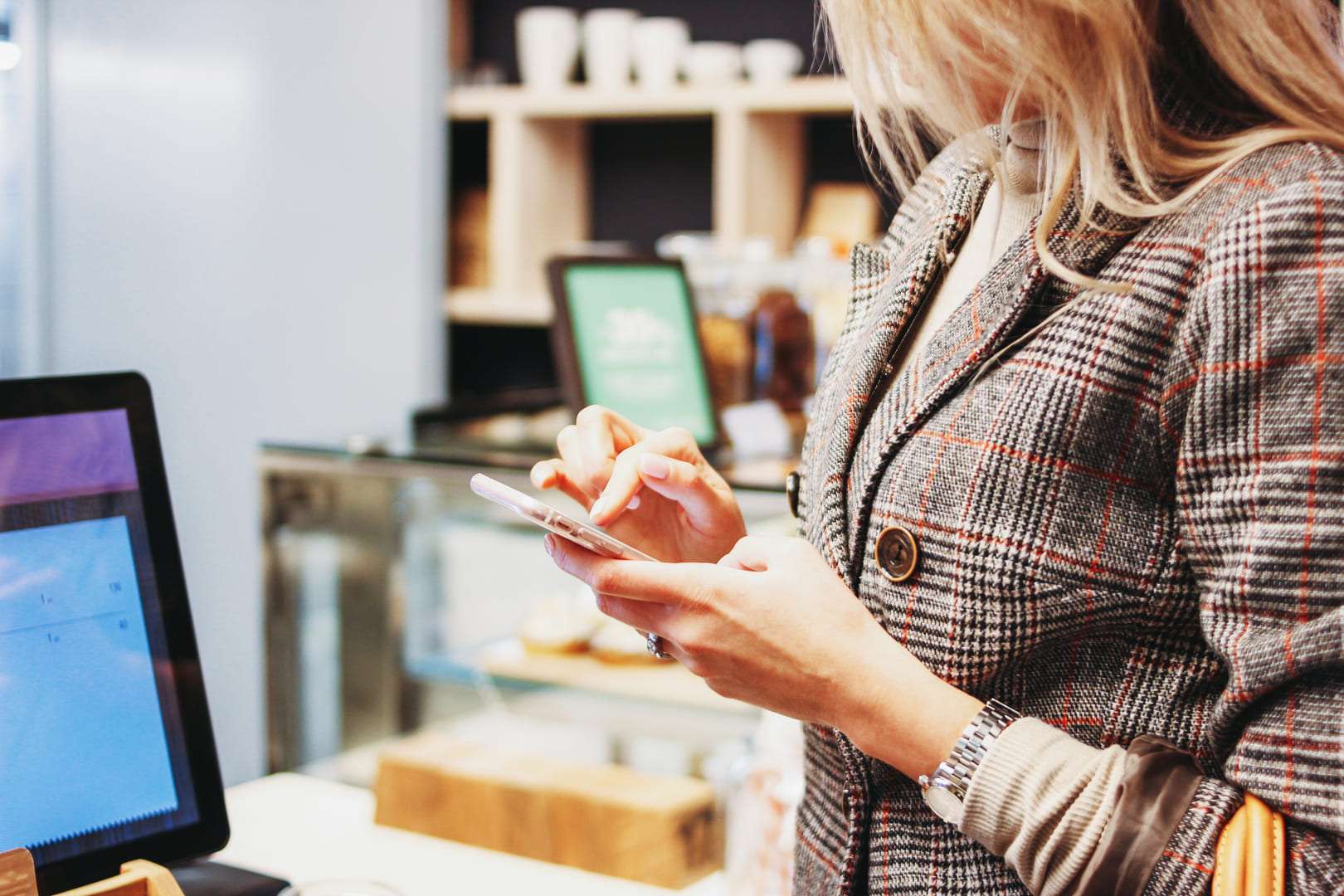 digital signage